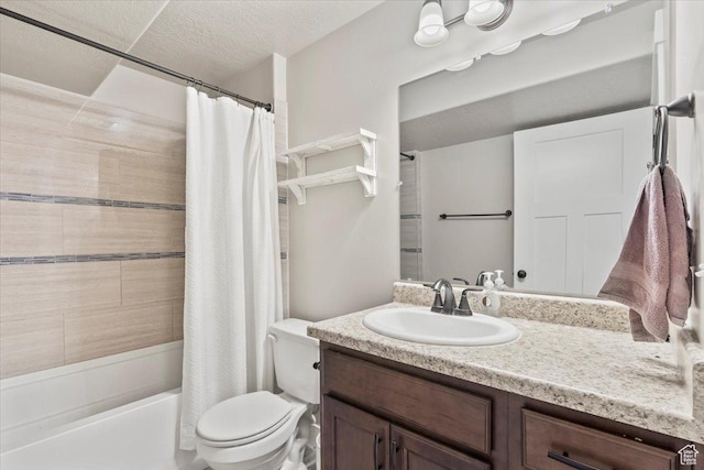 1608 S Terrace Rd, Saratoga Springs, UT 84045 - bathroom with vanity and shower / tub combo
