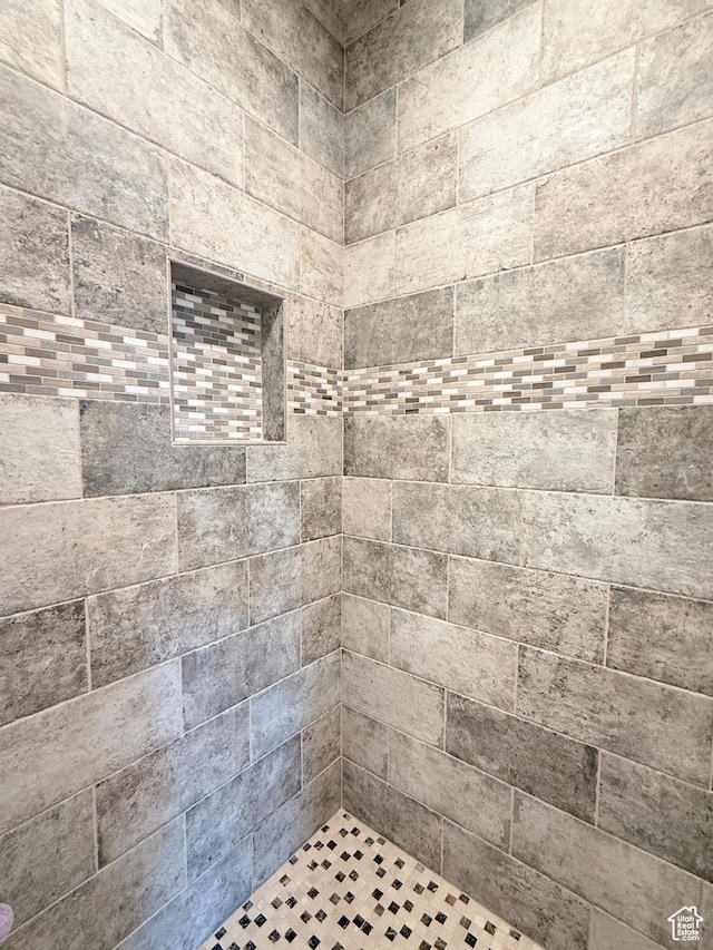 1645 E 6800 S, Uintah, UT 84405 - full bathroom featuring tiled shower