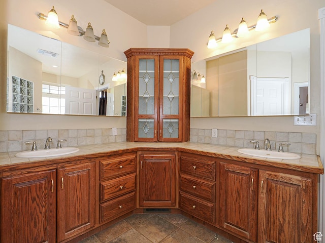 1539 S 50 E, Salem, UT 84653 - bathroom with double vanity and decorative backsplash