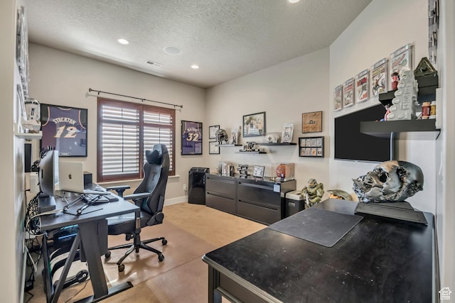 789 Eliza Ct, Farmington, UT 84025 - home office featuring a textured ceiling and recessed lighting