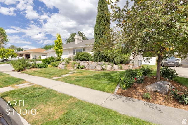 796 N 200 W, American Fork, UT 84003 - view of front facade with a front yard and a garage