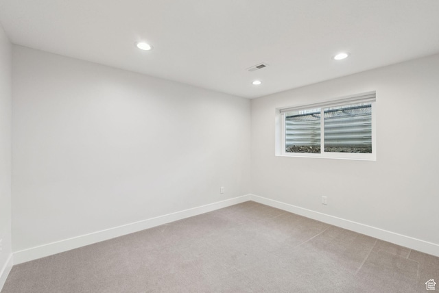 932 W Walden Meadows Dr S, Salt Lake City, UT 84123 - unfurnished room featuring light colored carpet and recessed lighting
