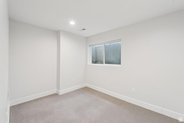 932 W Walden Meadows Dr S, Salt Lake City, UT 84123 - unfurnished room featuring carpet and recessed lighting