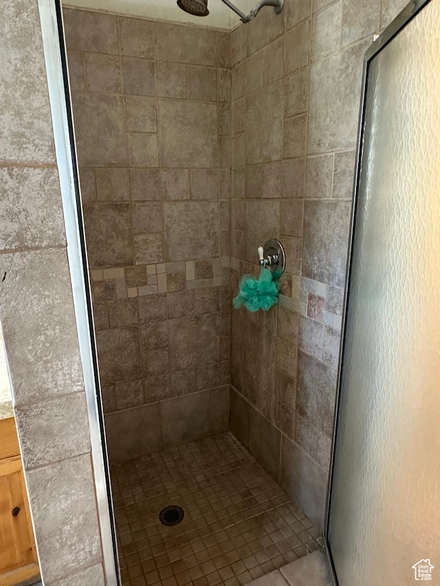 83 E 1820 S, Orem, UT 84058 - full bathroom with a shower stall