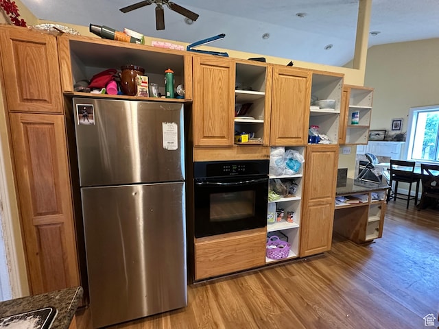 83 E 1820 S, Orem, UT 84058 - kitchen featuring freestanding refrigerator, open shelves, oven, light wood-style floors, and a ceiling fan