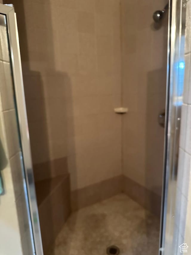 83 E 1820 S, Orem, UT 84058 - bathroom with a stall shower
