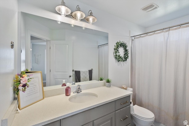 13 W 1370 S, Mona, UT 84645 - full bath featuring vanity and a shower with shower curtain