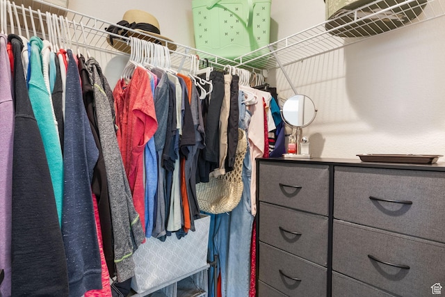 516 N Broadway Ave, Tooele, UT 84074 - view of spacious closet