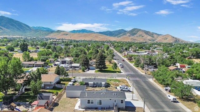 516 N Broadway Ave, Tooele, UT 84074 - bird's eye view of a mountainous background