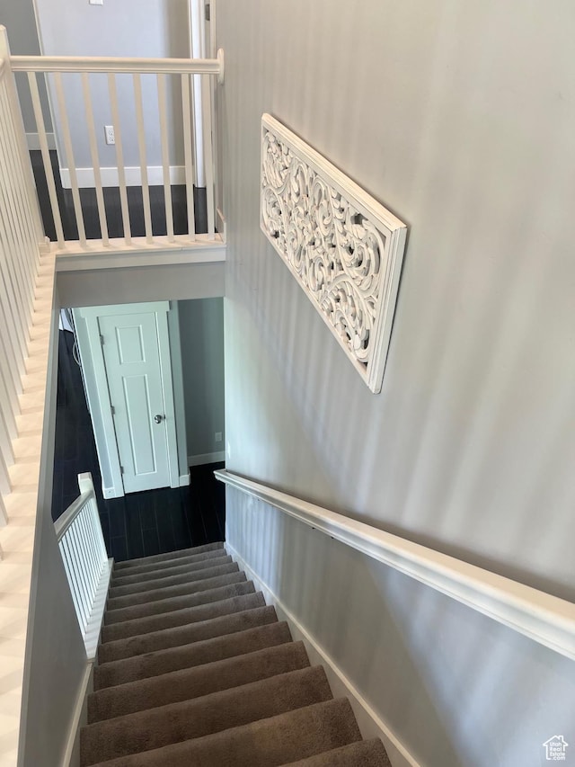 10337 S Wapati Moon Pl, South Jordan, UT 84095 - view of stairway