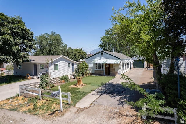 175 S 200 E, Payson, UT 84651 - bungalow-style home with driveway