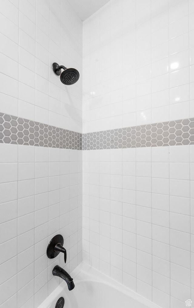 5488 N Valley Rd E, Lehi, UT 84043 - bathroom view of shower / bath combination