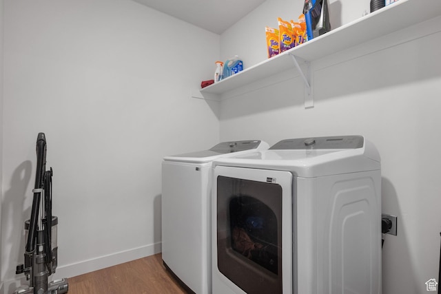 937 W Terracotta Dr, Saratoga Springs, UT 84045 - washroom featuring independent washer and dryer and wood finished floors