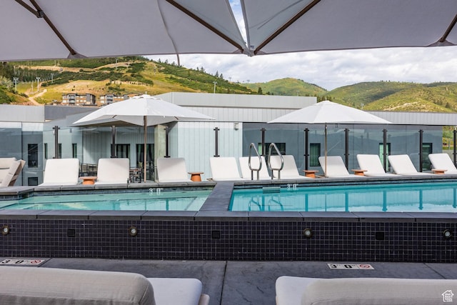 2417 W High Mountain Rd Unit 2416, Park City, UT 84098 - community pool with a mountain view