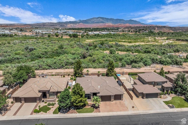 38 W 1725 S, Washington, UT 84780 - aerial view of a mountainous background
