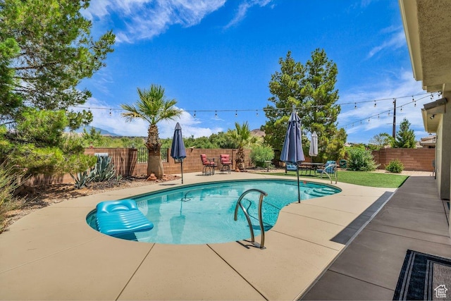 38 W 1725 S, Washington, UT 84780 - view of swimming pool featuring a patio area and a fenced backyard