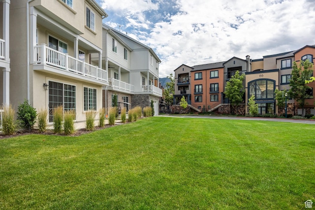 5149 N Edgewood Dr, Provo, UT 84604 - view of home's community with a yard and a residential view