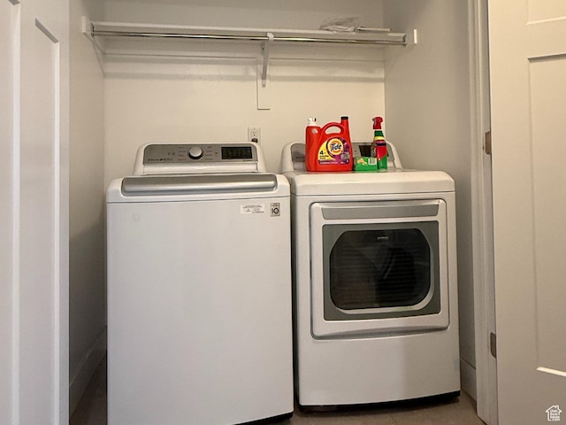 7579 N Cottage Ln, Eagle Mountain, UT 84005 - washroom with washer and dryer