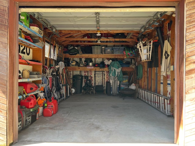 453 Sheridan Cir, Centerville, UT 84014 - view of garage