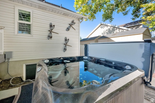 224 Rawlins Ln, Draper, UT 84020 - exterior view of a hot tub