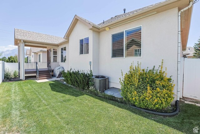 1524 W Foliage Ln, South Jordan, UT 84095 - rear view of property with stucco siding