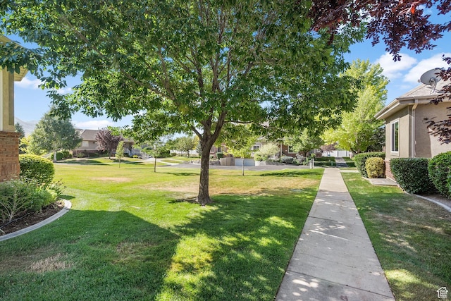 9566 N 4500 W, Cedar Hills, UT 84062 - view of green lawn featuring a residential view