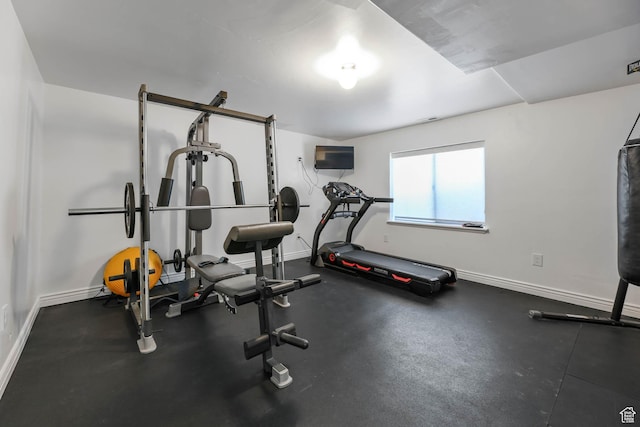 1692 N Sage Ln, Saratoga Springs, UT 84045 - workout room featuring baseboards