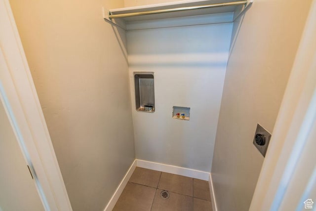 7390 N Pawnee Rd, Eagle Mountain, UT 84005 - laundry area with tile patterned floors, washer hookup, and hookup for an electric dryer