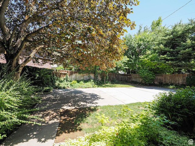 4893 S Regency St, Holladay, UT 84117 - view of yard
