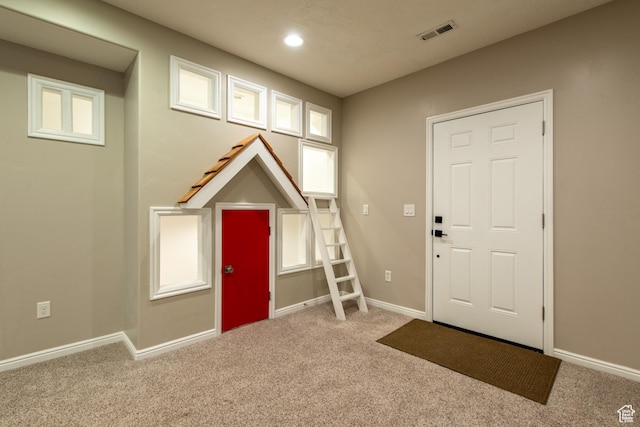 552 E Sunset Stream Way, Draper, UT 84020 - carpeted entrance foyer with baseboards and recessed lighting