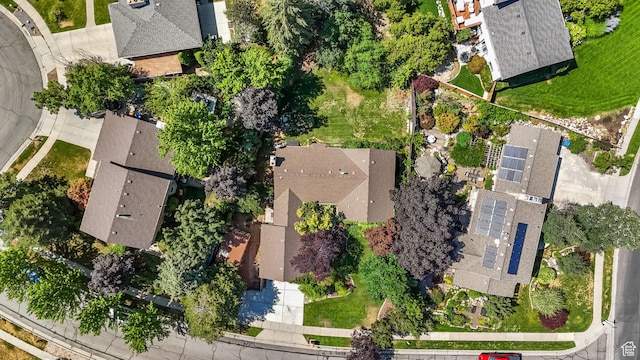 8916 S Cobble Crest Ln E, Sandy, UT 84093 - aerial perspective of suburban area
