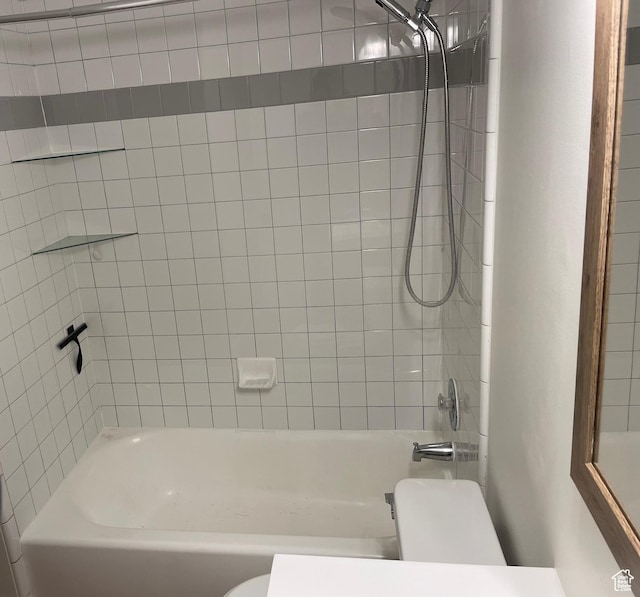484 N 300 W, Logan, UT 84321 - full bath featuring toilet and washtub / shower combination