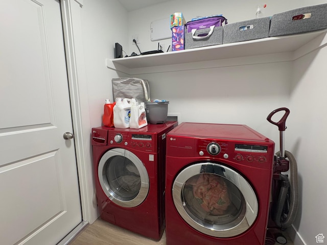 931 W 910 N, Tremonton, UT 84337 - washroom featuring independent washer and dryer and wood finished floors