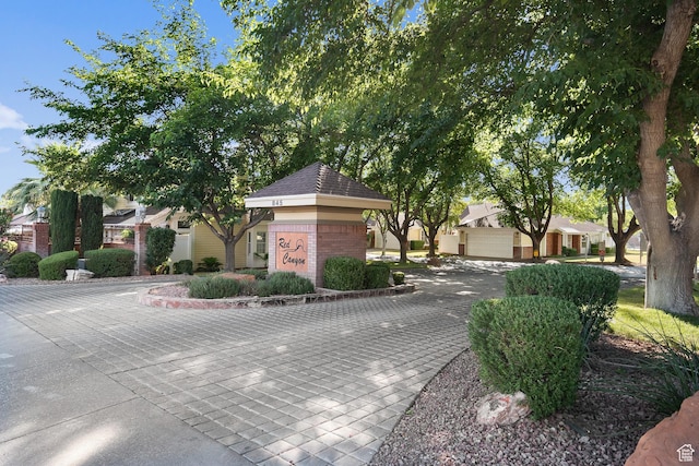 845 N Valley View Dr Unit 917, St George, UT 84770 - ranch-style home featuring brick siding and a residential view