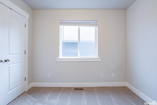124 N Peach St, Santaquin, UT 84655 - unfurnished room featuring carpet floors