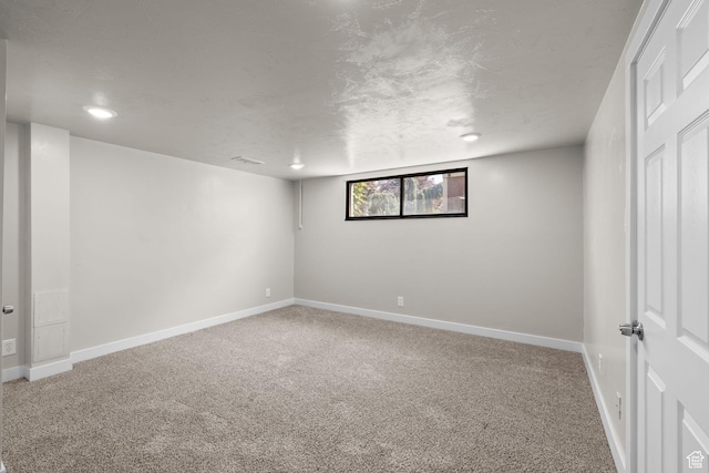2111 W 5800 S, Roy, UT 84067 - unfurnished bedroom featuring carpet, a textured ceiling, and recessed lighting