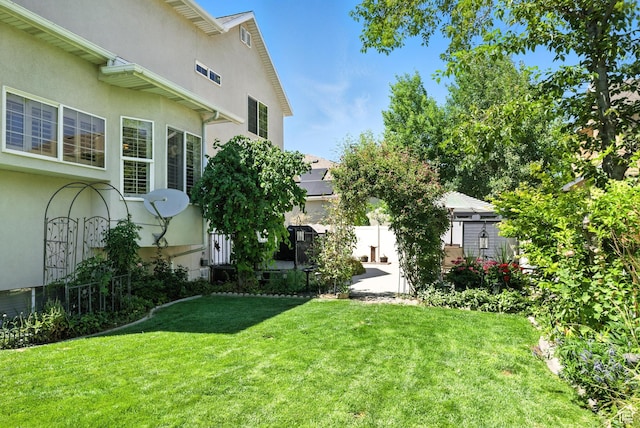 11803 Burkwood Ln, Draper, UT 84020 - view of yard with a patio