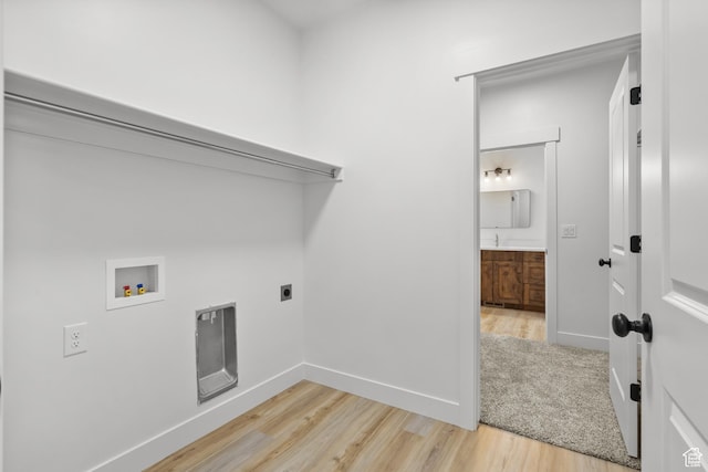 244 E 300 N, Payson, UT 84651 - laundry room with washer hookup, light wood-style flooring, and hookup for an electric dryer