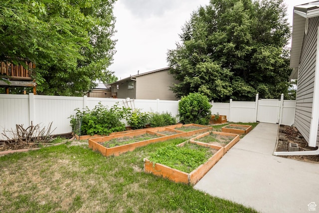 373 S 3240 W, Vernal, UT 84078 - view of yard featuring a vegetable garden