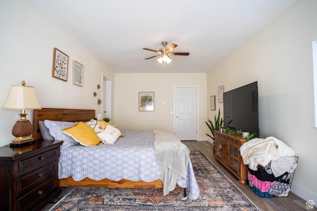 129 N 100 E, Ephraim, UT 84627 - bedroom with wood finished floors and ceiling fan