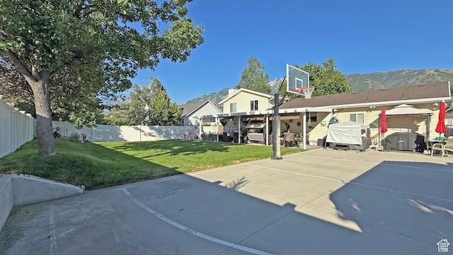 11766 S Hidden Valley Rd E, Sandy, UT 84092 - view of sport court with a fenced backyard