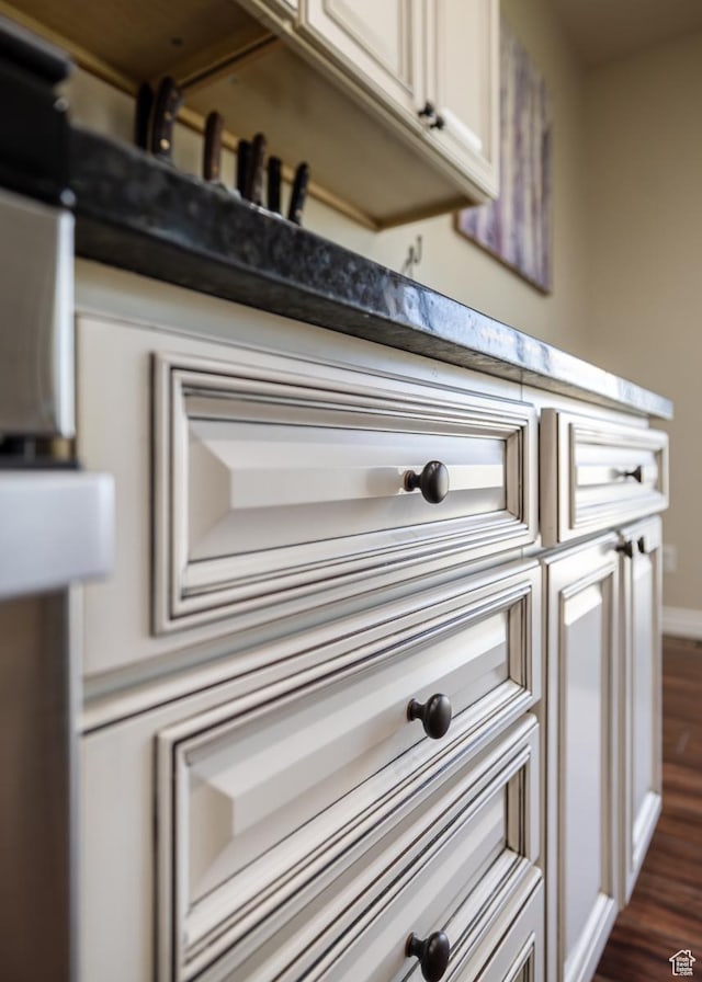 3486 W 1750 S, Vernal, UT 84078 - detailed view of wood finished floors