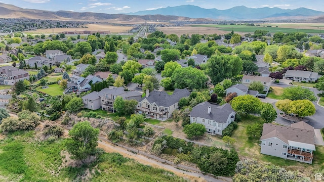 238 N Vista Ct, Saratoga Springs, UT 84045 - aerial perspective of suburban area featuring a mountainous background