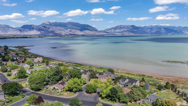 238 N Vista Ct, Saratoga Springs, UT 84045 - aerial view of residential area with a water and mountain view
