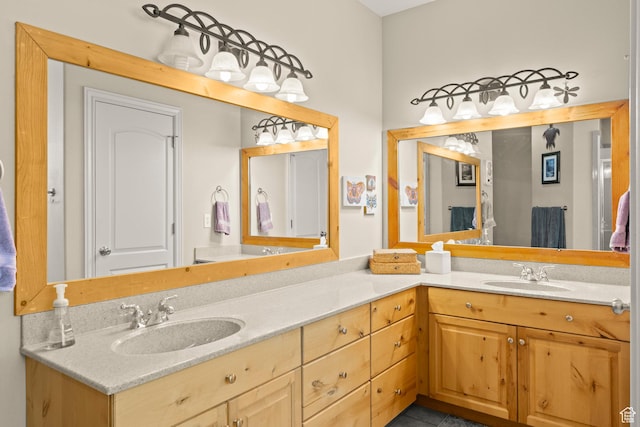 135 W Cove Dr, Elk Ridge, UT 84651 - full bath featuring double vanity