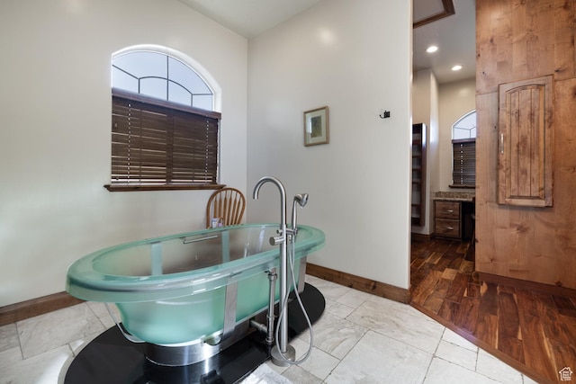 2849 W 1800 S, Vernal, UT 84078 - full bath with a soaking tub and plenty of natural light