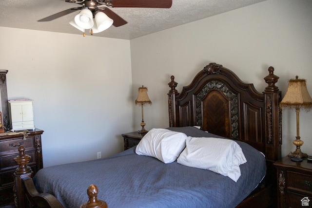 122 N 1325 W, Springville, UT 84663 - bedroom with ceiling fan and a textured ceiling