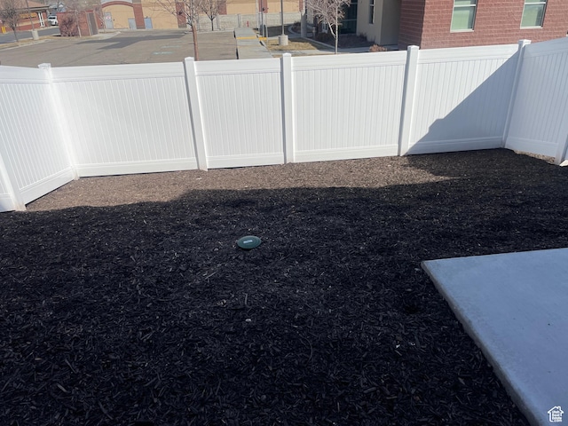 8239 W Joshua Tree Ln, Magna, UT 84044 - view of yard
