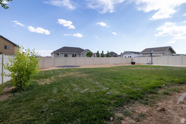 392 E 2900 S, Vernal, UT 84078 - fenced backyard with a residential view