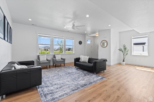 723 W 800 S, Springville, UT 84663 - living area with a ceiling fan, light wood-type flooring, and recessed lighting